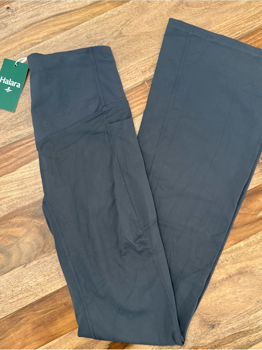 Halara Women’s Grey Yoga Athletic Performance Pants